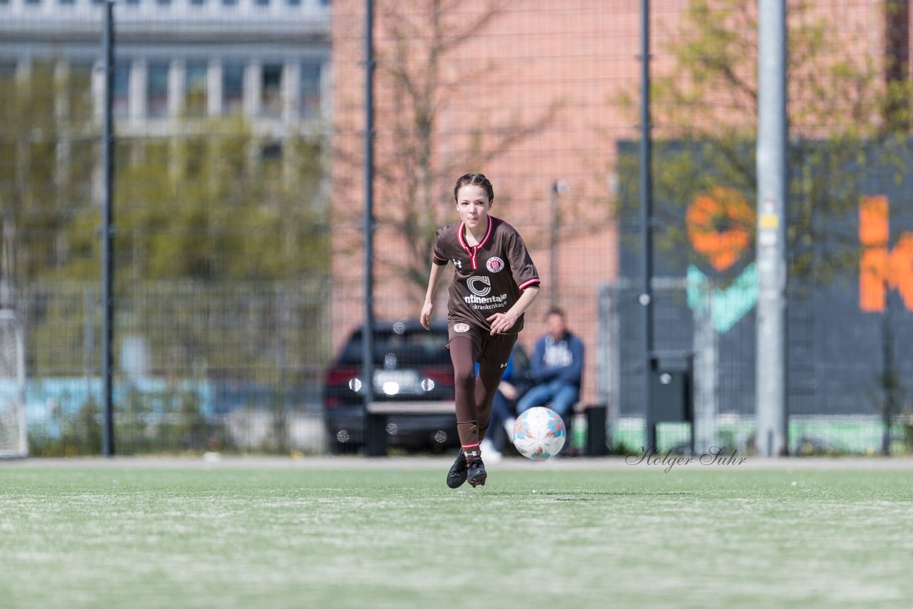 Bild 137 - wBJ St. Pauli - Walddoerfer : Ergebnis: 1:11